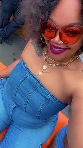 Kami Hammond's Instagram, Twitter & Facebook