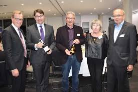 Baumschule laimer gartenweg 2 94431 großköllnbach tel. Im Zeichen Des Genossenschaftsgedankens Vertreterinnen Und Vertreter Von Verwaltung Und Presse Tauschen Sich Bei Presseempfang Der Stadt Landau In Neuen Raumlichkeiten Der Vr Bank Sudpfalz Aus Metropolnews Info