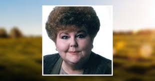 Sandra Faulk's Instagram, Twitter & Facebook