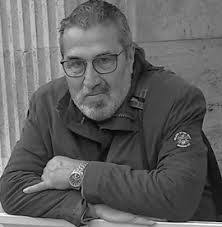 Anwar Francis's Instagram, Twitter & Facebook