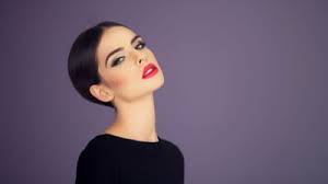 Top 40 cele mai populare melodii de pe tik tok 2020 in romania. Mellina Regina Youtube Ului Nu Crede Ca Totul I Se Cuvine Interviu Mobile