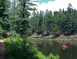 Arizona S Woods Canyon Lake Hiking Trail Is Full Of Perks
