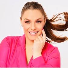 Rosina Grosso QVC: Age, Networth, Height, Husband, & Baby