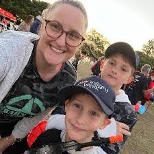 Aaron Deluca's Instagram, Twitter & Facebook