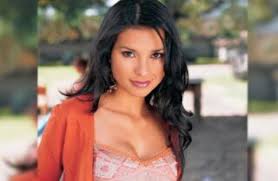 Salió al aire en el 2003, producida por rti televisión para caracol televisión y telemundo. Pasion De Gavilanes Serie De Caracol Television