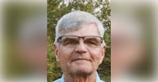 Beth Hendrickson's Instagram, Twitter & Facebook