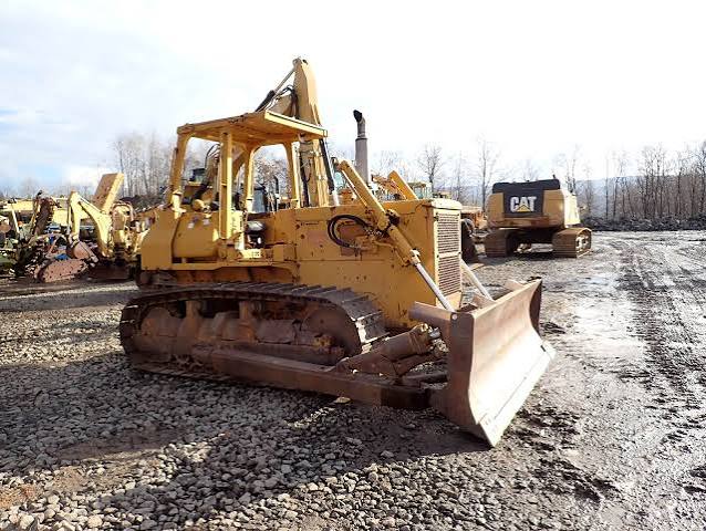 Komatsu D53A-17 Crawler Dozer