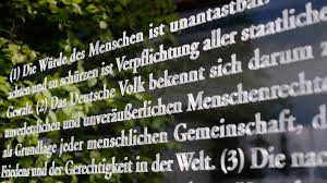 Erfreulicherweise hat das löschkommando einen fehler begangen. Was Regelt Unsere Verfassung