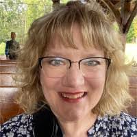 Candace Hayes's Instagram, Twitter & Facebook