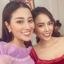 Ngọc nữ Bolero khoe nhan sắc ngọt ngào nhưng hai món phụ kiện tiền tỷ gây  chú ý