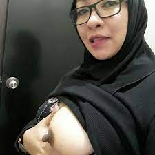 Cerita dewasa ibu berjilbab