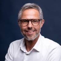 200+ perfiles de «Dabrowski»