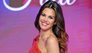 Bianca guaccero sta ultimando i dettagli per la prossima edizione di detto, fatto. Detto Fatto 11 Maggio 2020 Diretta Prima Puntata Post Covid 19