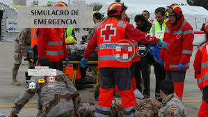 Un año más el patronato del alcázar ha llevado a cabo un simulacro en el que se han puesto a mientras tanto, llegan al lugar los servicios de emergencias. Simulacro De Emergencia By