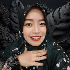 Flora Grace Putrianti