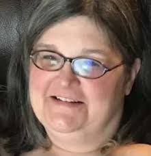 Heidi Knopp's Instagram, Twitter & Facebook