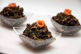 Riso venere con salmone e rucola. Ricetta Del Riso Venere Al Salmone E Pesto Di Pistacchi Per Primi Sfiziosi