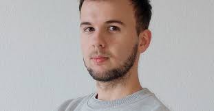 Je suis ravi de vous annoncer que le 3 décembre dernier, j'ai soutenu avec… 