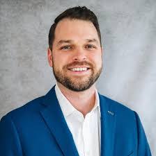 Tori Weiner's Instagram, Twitter & Facebook