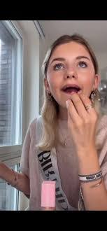 Angelina Rogers's Instagram, Twitter & Facebook