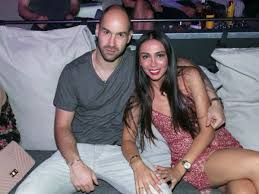 Ο βασίλης σπανούλης έκανε γνωστό σήμερα (26/6) πως αποσύρεται από το μπάσκετ, μετά από μία καριέρα που κράτησε πάνω από 20 χρόνια. Olympia Xopsonidoy H Dhmosieysh Ths Gia Thn Apofash Toy Basilh Spanoylh Na Afhsei Thn Energo Drash Sto Mpasket Iciao