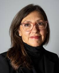 Always wonderful to see our long-time friends Tim Ohle, his sister Theresa  and her son Jack! We absolutely love the sweatshirts Theresa's son did for  all of them. The O'Neill house in