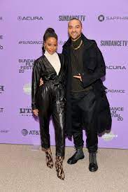 2 ответов 10 ретвитов 236 отметок i'm dying laughing at this jesse williams skit on a black lady sketch show.im so weak. Who Is Jesse Williams Dating The Grey S Anatomy Actor Co Parents With His Ex Wife