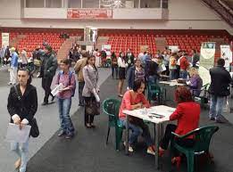 Medii de specialitate studii cerinţe faţă de candidat: Este È™tirea Zilei IncÄƒ 800 De Locuri De MuncÄƒ Pentru OneÈ™teni Unu Pe Trotus