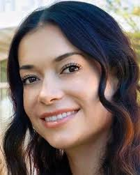 Julia Kamp's Instagram, Twitter & Facebook