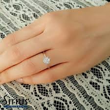 Tektas Yuzukler Hep Ayni Diyenler Icin Cicek Formu Verilmis Ozel Bir Tasarim Fantezi Yuzuk Tektas Solitaire Ring Tektas Yuz Yuzuk Taki Dugun Yuzukleri