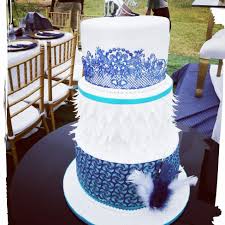 Pin By Keneiloe On Caked In 2020 Traditional Wedding Cakes African Wedding Cakes Wedding Dress Cake