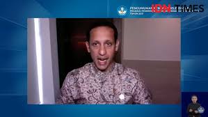 Kumpulan berita gaji honorer terbaru hari ini. Turun Ke Lapangan Nadiem Kaget Gaji Guru Honorer Cuma Rp100 300 Ribu