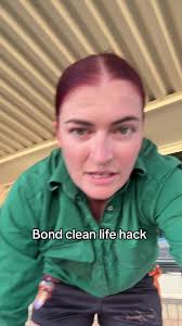 DIY Bond Cleaning Hack: Sugar Soap Spray for Spotless Windows