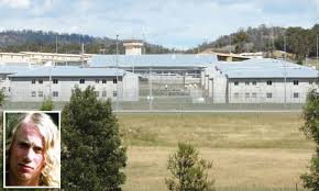 Das ist das neue ebay. Port Arthur Massacre Killer Martin Bryant Has Assaulted Four People In Risdon Prison Hobart Daily Mail Online