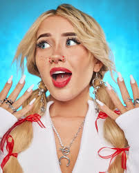 Get a Amazon gift card in my byo 🎀 ✨ 5 fashion hacks every girl should  know 👗 step 1: neutral basics = endless outfits 🖤 stock up