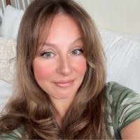 20+ "Vicky Pickard" profiles