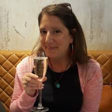 Lucy Reilly (@lucereilly)