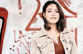 Tv Tipp Ehrenmord Drama Nur Eine Frau In Der Holle Der Alten Werte In 2020 Frau Opfer Filme