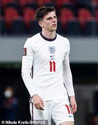 (jan 10, 1999) 5'10 154lbs. Chelsea S Mason Mount Misses England Training Ahead Of Poland World Cup Qualifier Aktuelle Boulevard Nachrichten Und Fotogalerien Zu Stars Sternchen