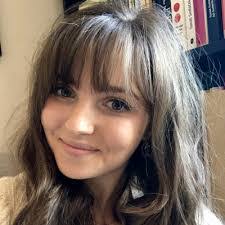 Melanie Bain's Instagram, Twitter & Facebook