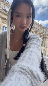 撞到路人伯伯了🤣