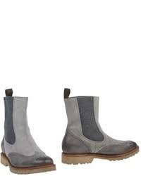 Classic leather chelsea boots are available in a selection of traditional colours including black, tan and dark brown with some styles offering brogue detailing to complement tailored outfits. Grey Chelsea Boots Outfits For Men 126 Ideas Outfits Lookastic