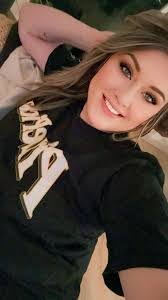 Jesse Burrows's Instagram, Twitter & Facebook