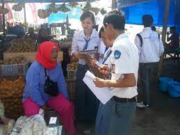 Wawancara mah biasana dilakukeun ku wartawan,reporter, atawa jalma lianna nu nganggap perlu meunang informasi penting ti sauranng atawa sakelompok jalama nu jadi narasumber. Materi Wawancara Bahasa Sunda Untuk Persiapan Tugas Sekolah