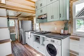 photo 6 of 11 in this 270 square foot