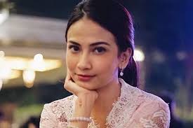 Tak Menangis Usai Jadi Tahanan, Vanessa Angel Minta Doa Untuk Bayinya