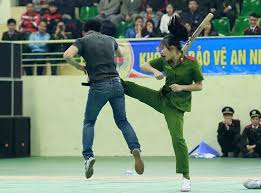 Maybe you would like to learn more about one of these? Man Nhan Vá»›i Man Vo Thuáº­t Cá»§a Ná»¯ Cáº£nh Sat Nhan Dan Tin Tá»©c