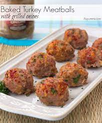 These Baked Turkey Meatballs From Itsyummi Are Perfect As An Appetizer Or A Main Dish Low Cholesterol Recipes Cholesterol Foods Low Cholesterol Diet