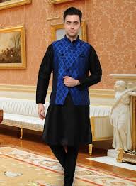30 Latest Black Kurta Designs For Men For 2019 The kurta is black of rayon material whereas the pajama is churidar styles of cotton silk in off white colour. 30 latest black kurta designs for men