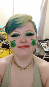 This is my favorite frog dress! I think this would be so great